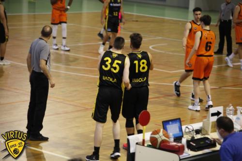 Bassano-Imola 80-75 (83)