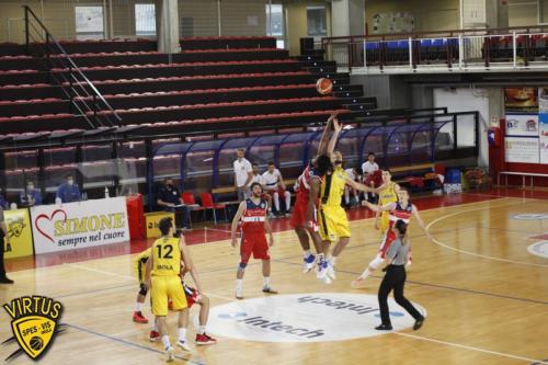 Virtus Imola-Oderzo 82-74 (36)