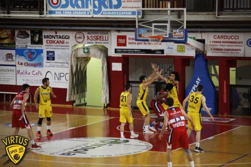 Virtus Imola-Oderzo 82-74 (53)