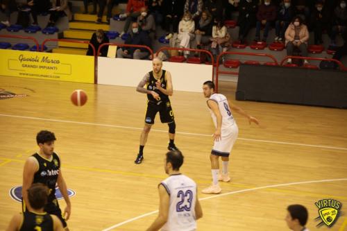 ferrara-virtus-imola-74-51-ok-69