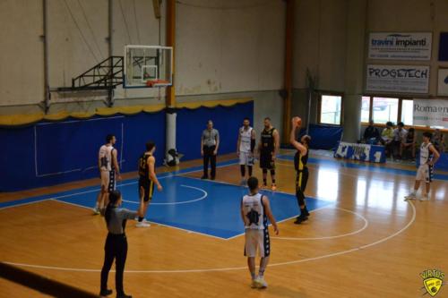 fortitudo-virtus-imola-72-77-82